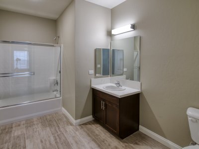 The Boardwalk Luxury Apartments 3 Bedroom Bakersfield 9